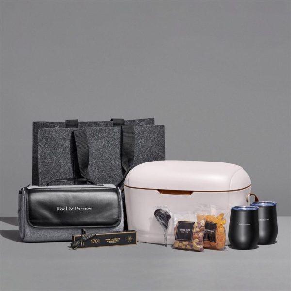 Yatta Lavish Leisure Hamper - Image 14