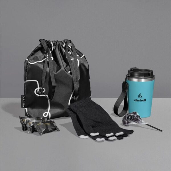 Yatta Cute & Cosy Hamper - Image 5