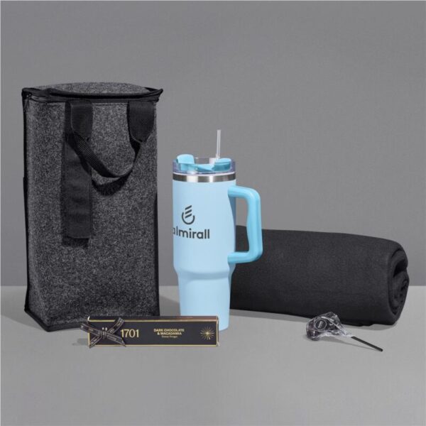 Yatta Warm Wishes Hamper - Image 2