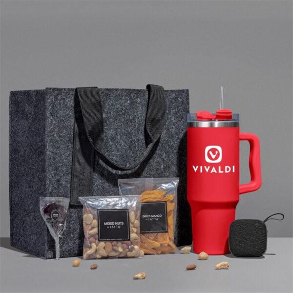 Yatta Graceful Goodies Hamper - Image 4