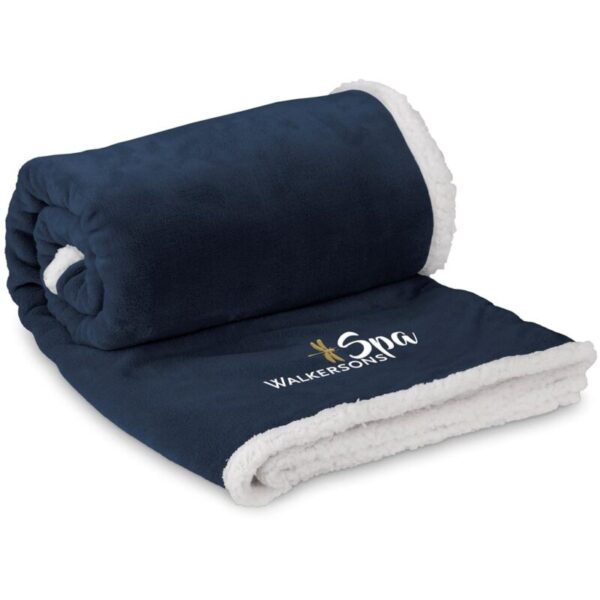 US Basic Mckinley Sherpa Fleece Blanket - Image 2