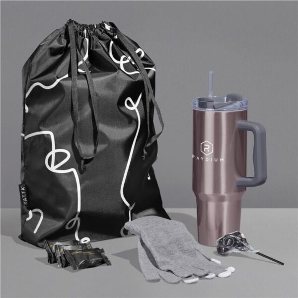 Yatta Winter Whimsy Hamper - Image 4