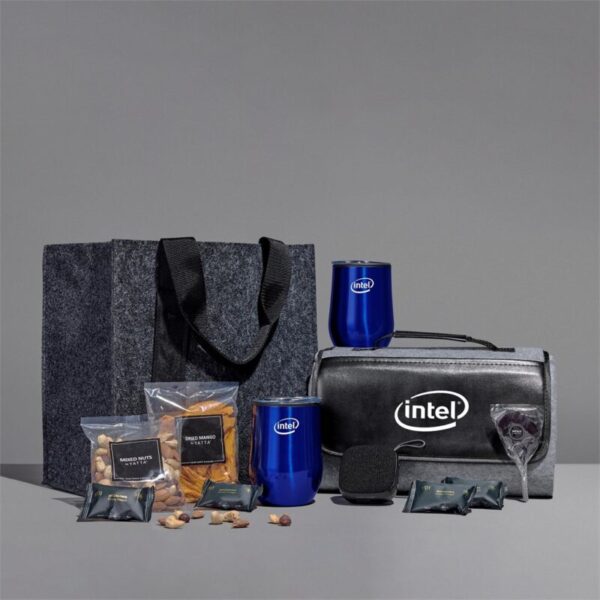 Yatta Lavishly Laden Hamper - Image 4